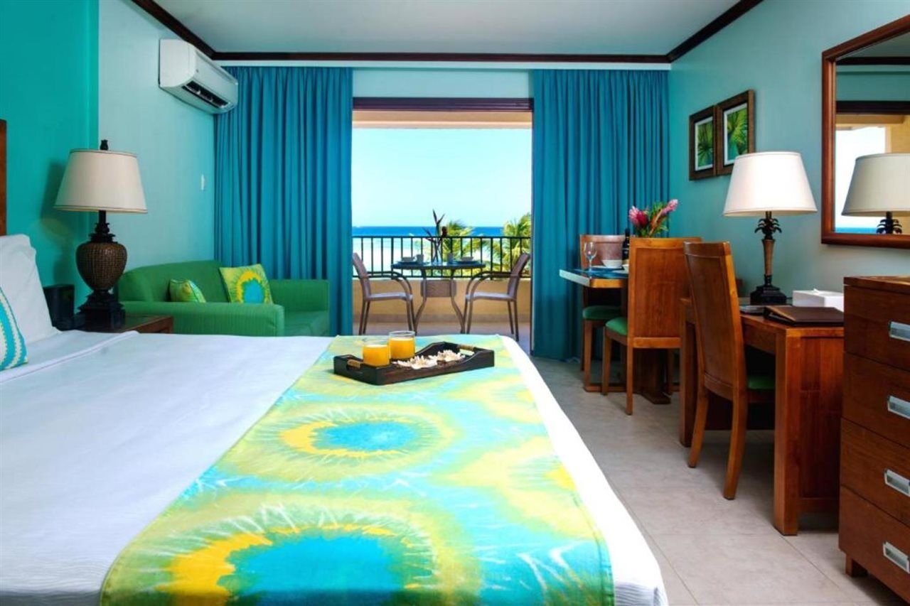Yellow Bird Hotel Christ Church Extérieur photo