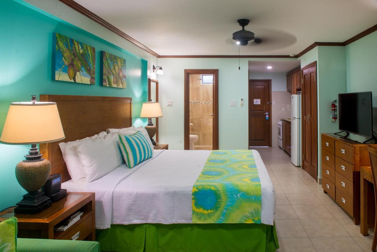 Yellow Bird Hotel Christ Church Extérieur photo
